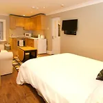 Ifsc Self-Catered Apartments At Connolly & Busaras
